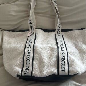 Brand new Victoria’s Secret tote bag